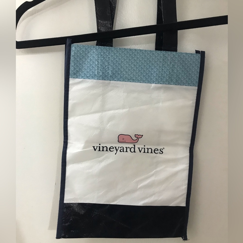 LAST CHANCE - Small reusable Vineyard Vines shopping bag